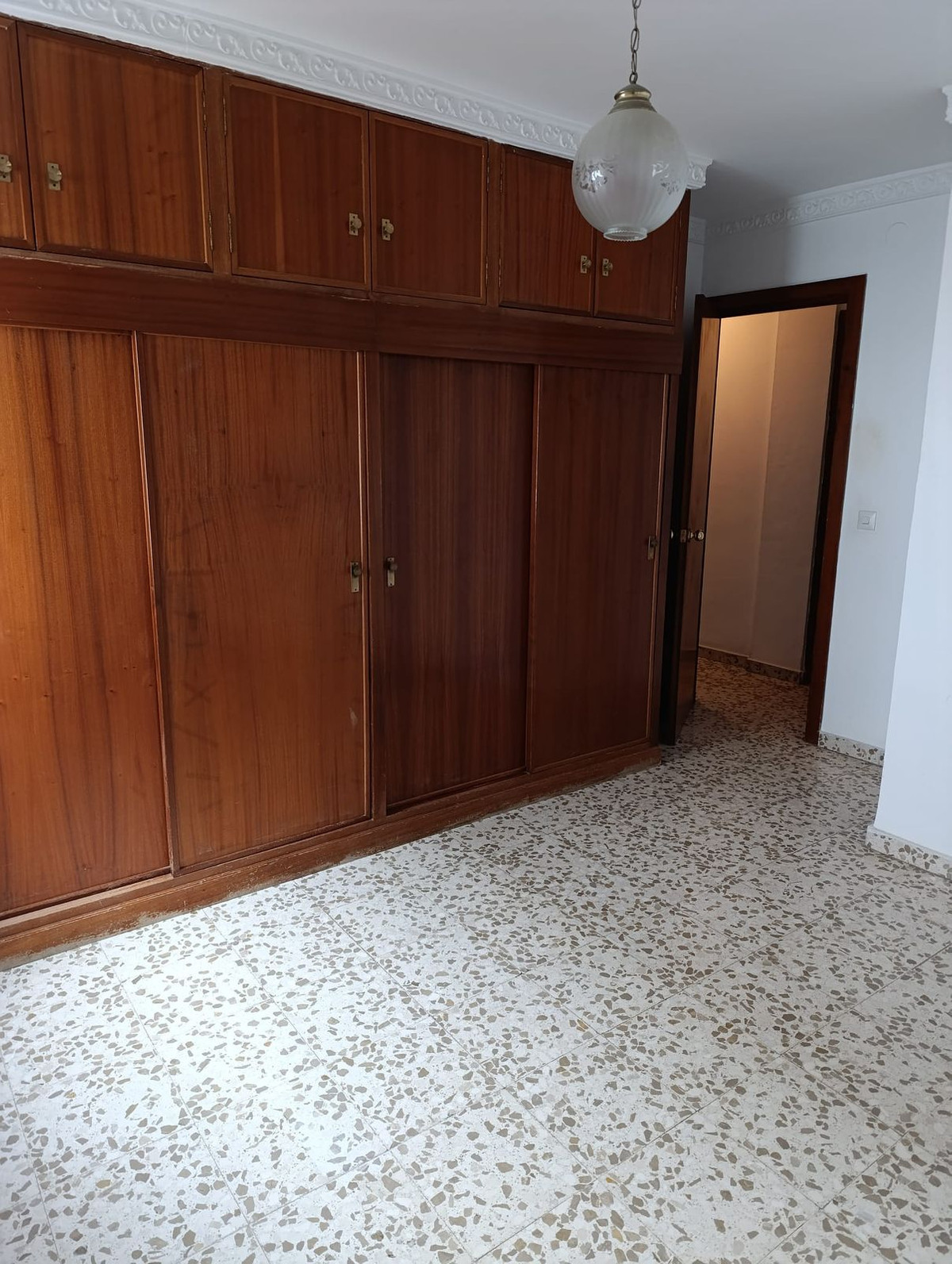 Appartement te koop in Estepona | 3 slaapkamers H5304985