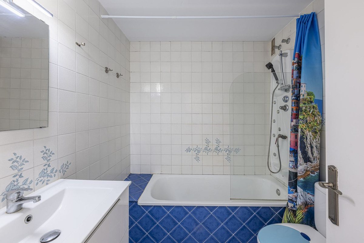 Appartement te koop in Estepona | 3 slaapkamers H5305156