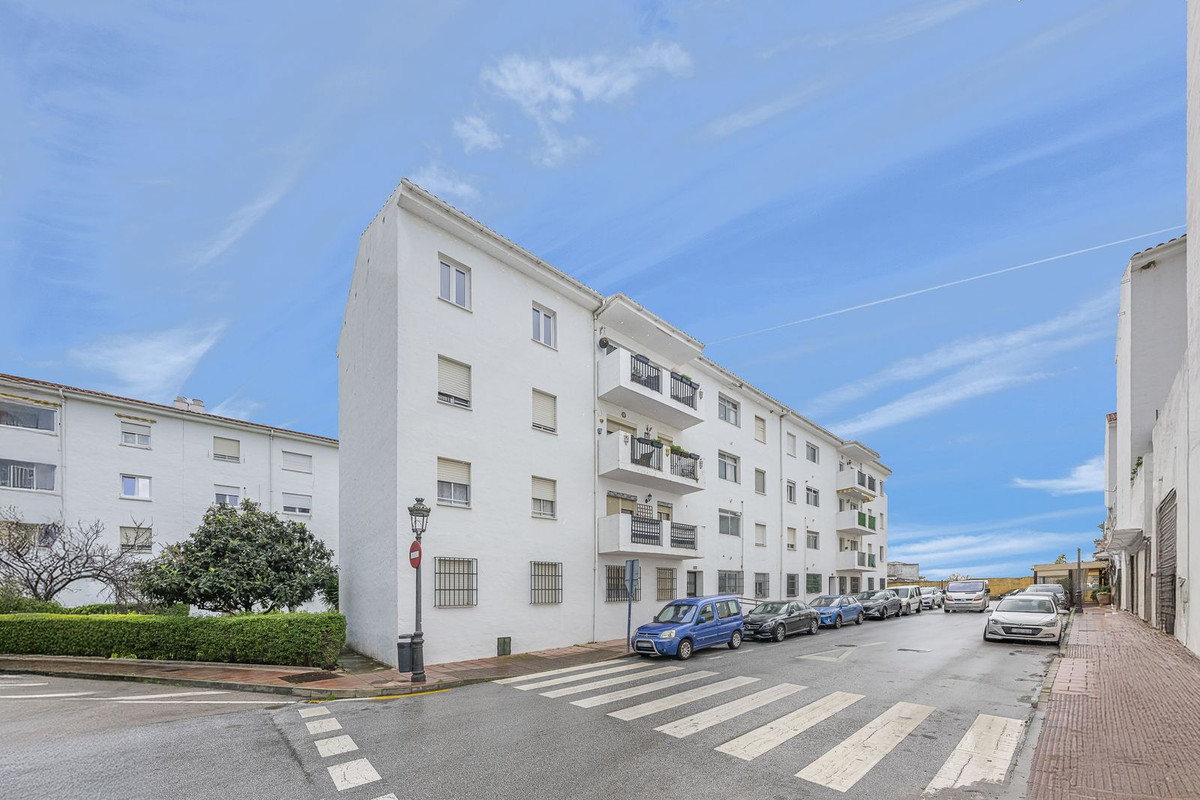 Appartement te koop in Estepona | 3 slaapkamers H5305156