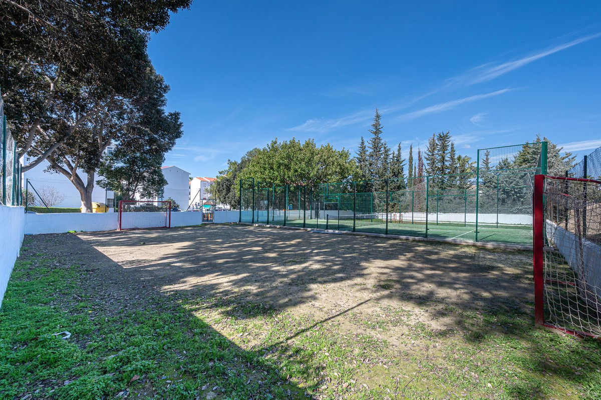 Appartement te koop in Estepona | 3 slaapkamers H5305156