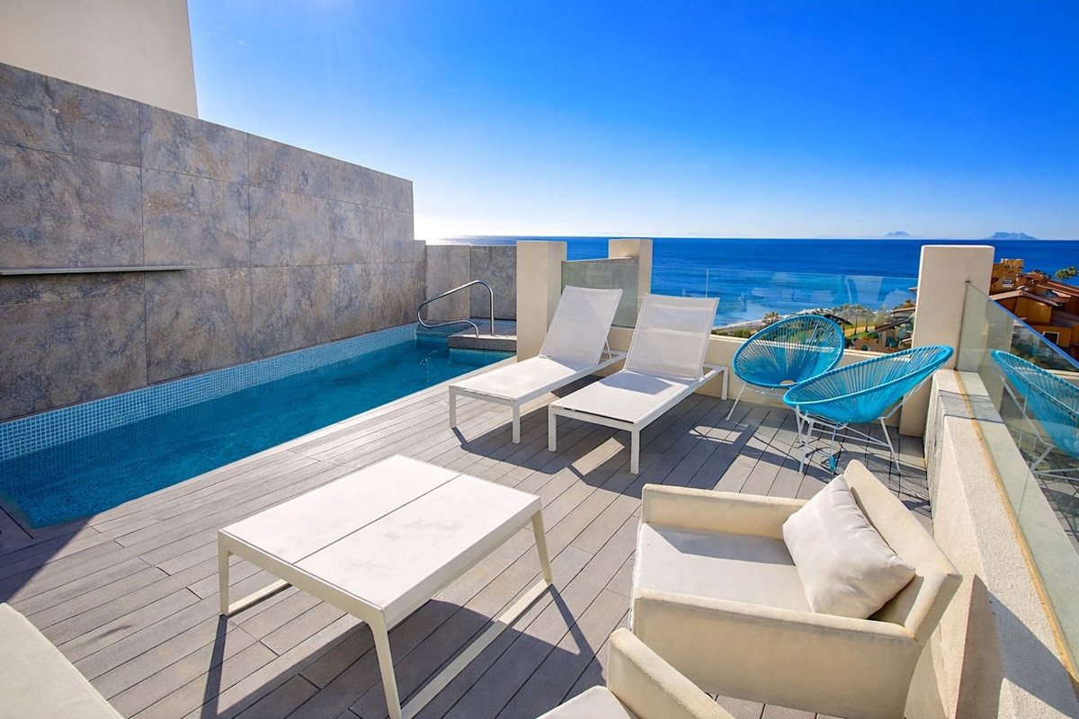 Appartement te koop in Estepona | 4 slaapkamers H5305189