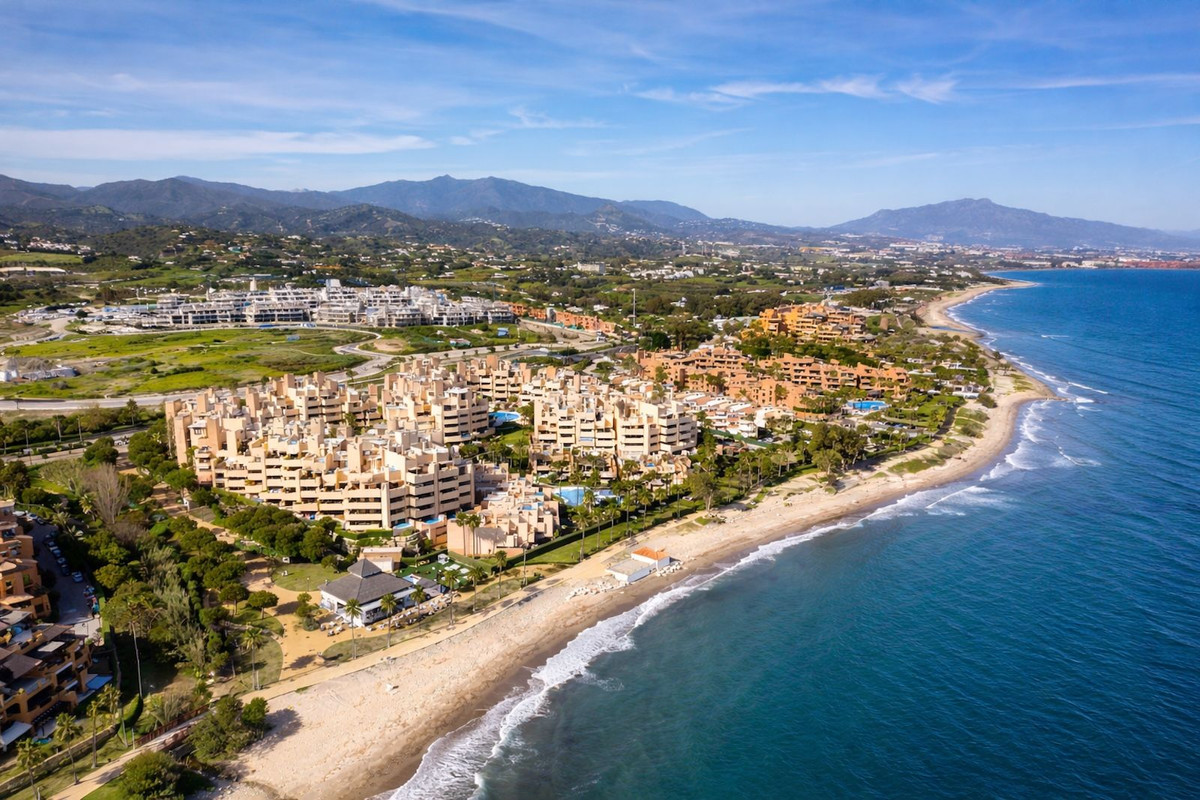 Appartement te koop in Estepona | 4 slaapkamers H5305189