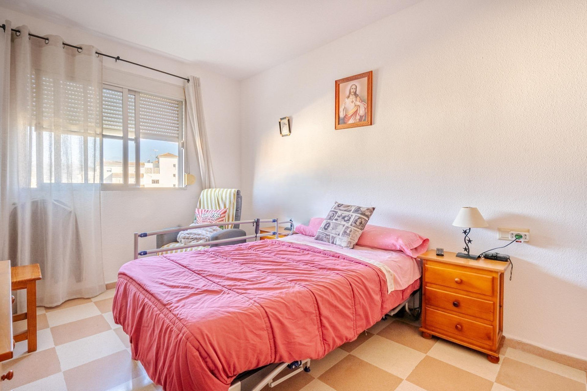 Penthouse te koop in Estepona | 4 slaapkamers H5305381