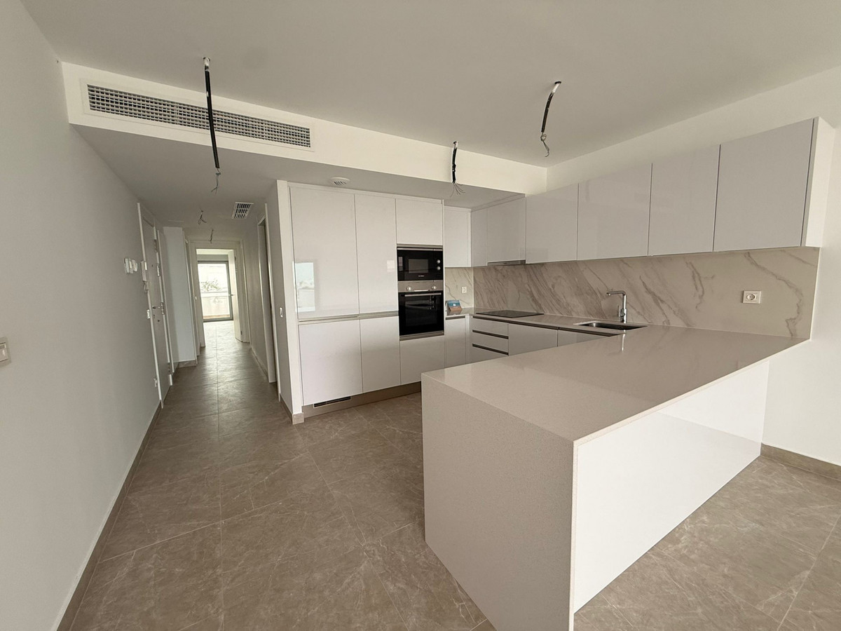 Appartement te koop in Estepona | 2 slaapkamers H5305396