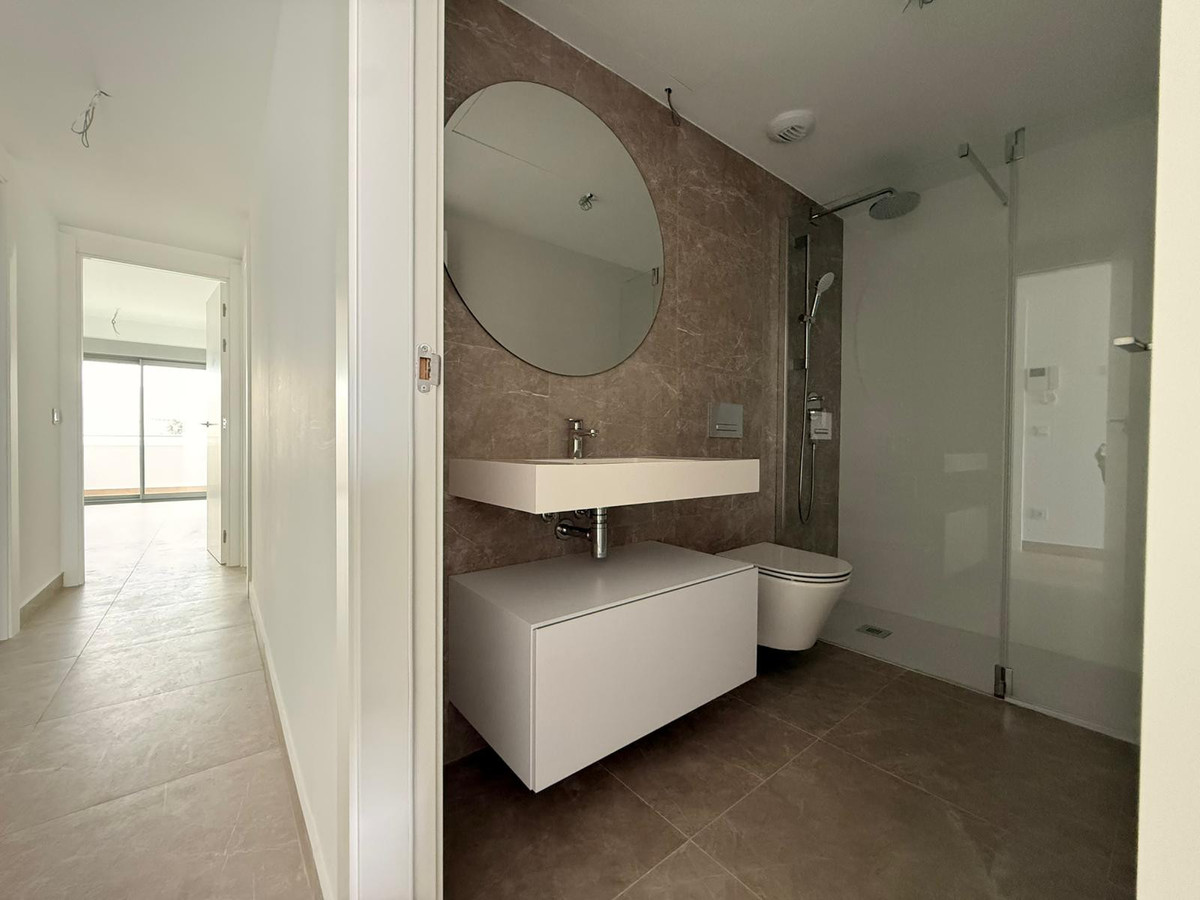 Appartement te koop in Estepona | 2 slaapkamers H5305396