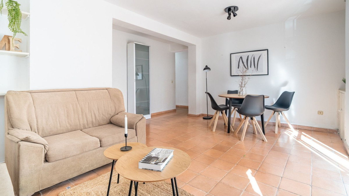 Appartement te koop in Estepona | 3 slaapkamers H5305462