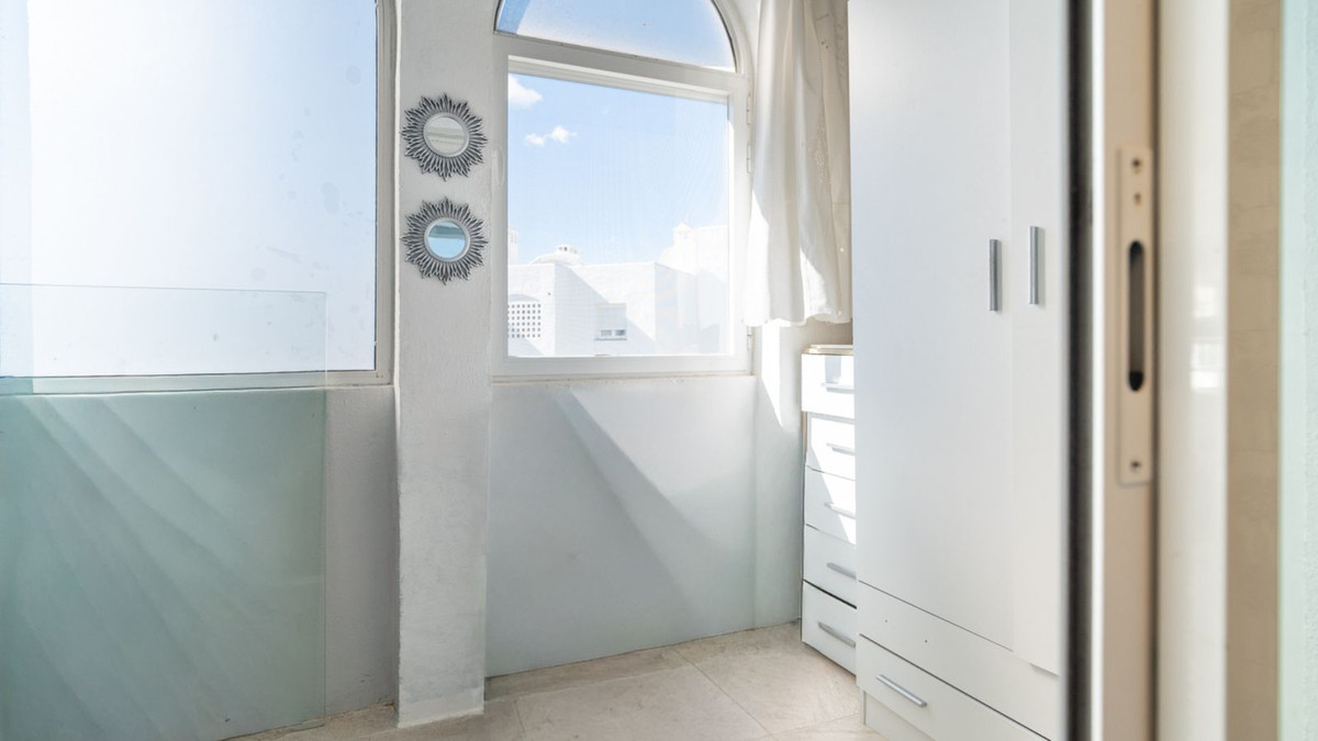 Penthouse te koop in Estepona | 2 slaapkamers H5305492
