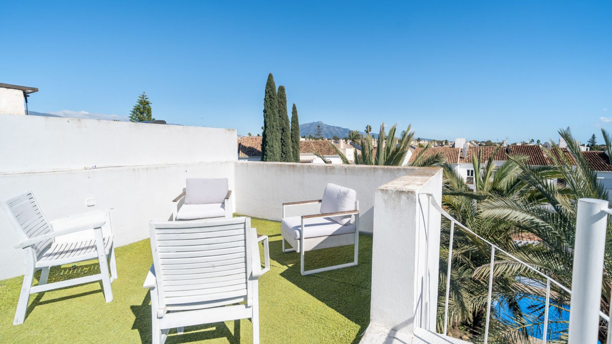 Penthouse te koop in Estepona | 2 slaapkamers H5305492