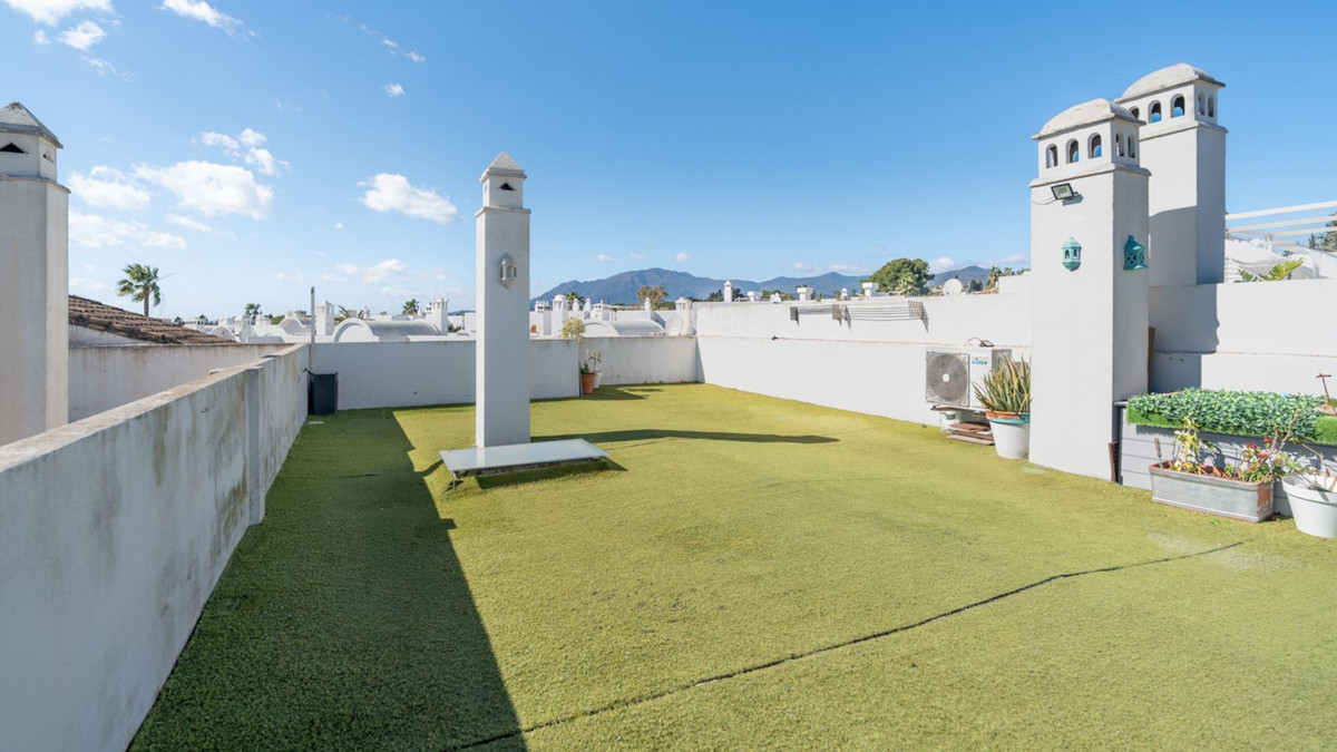 Penthouse te koop in Estepona | 2 slaapkamers H5305492