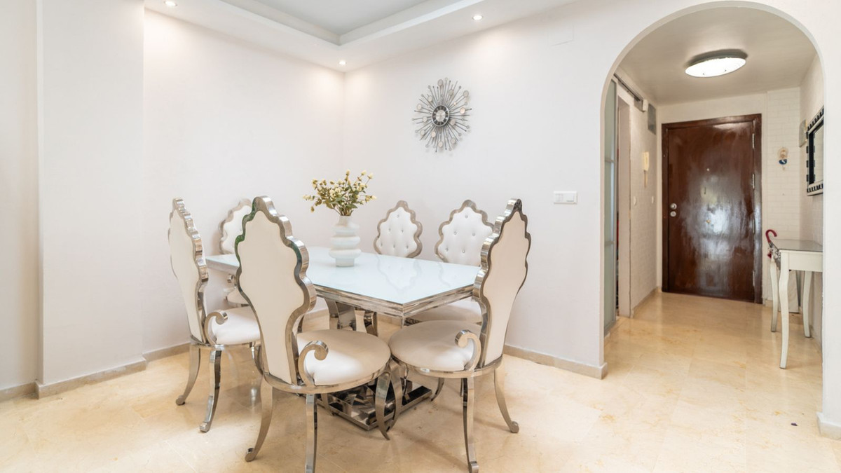 Penthouse te koop in Estepona | 2 slaapkamers H5305492