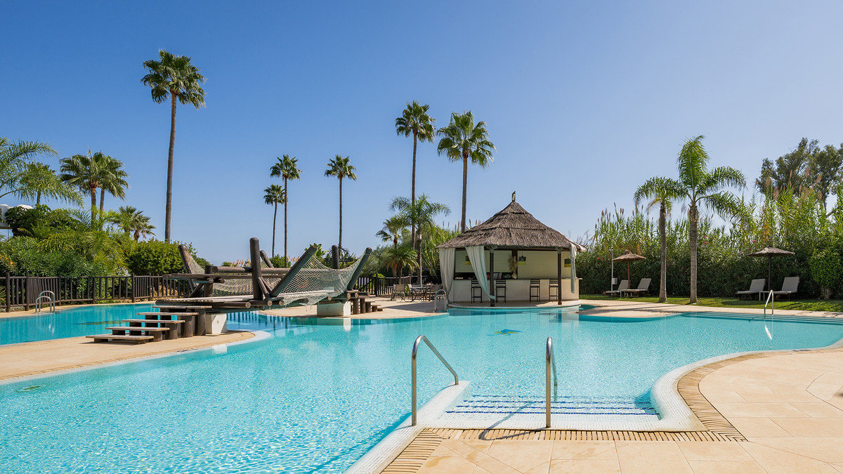 Appartement te koop in Estepona | 3 slaapkamers H5305498