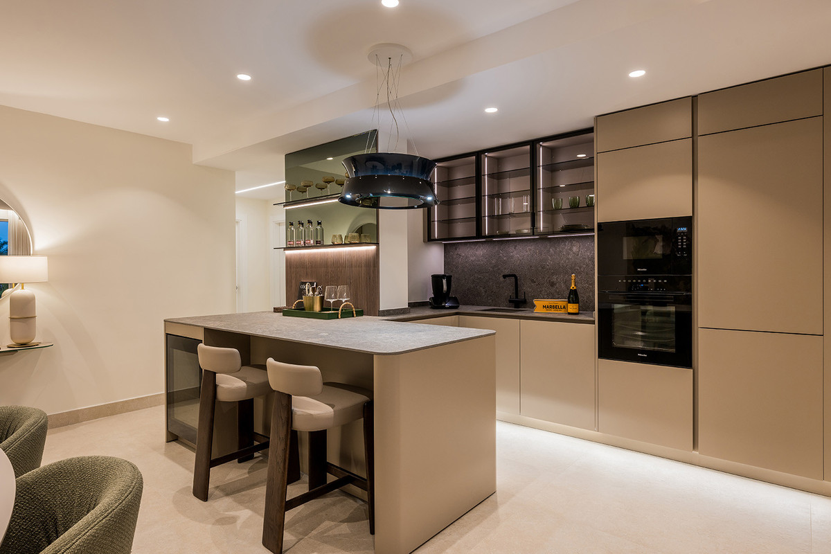 Appartement te koop in Estepona | 3 slaapkamers H5305498