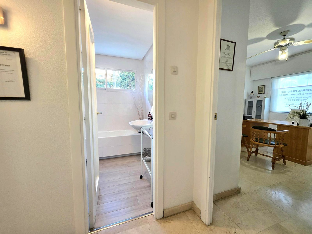 Appartement te koop in Estepona | 2 slaapkamers H5305555