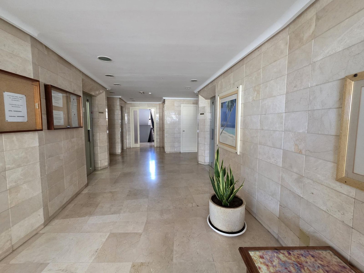 Appartement te koop in Estepona | 2 slaapkamers H5305555