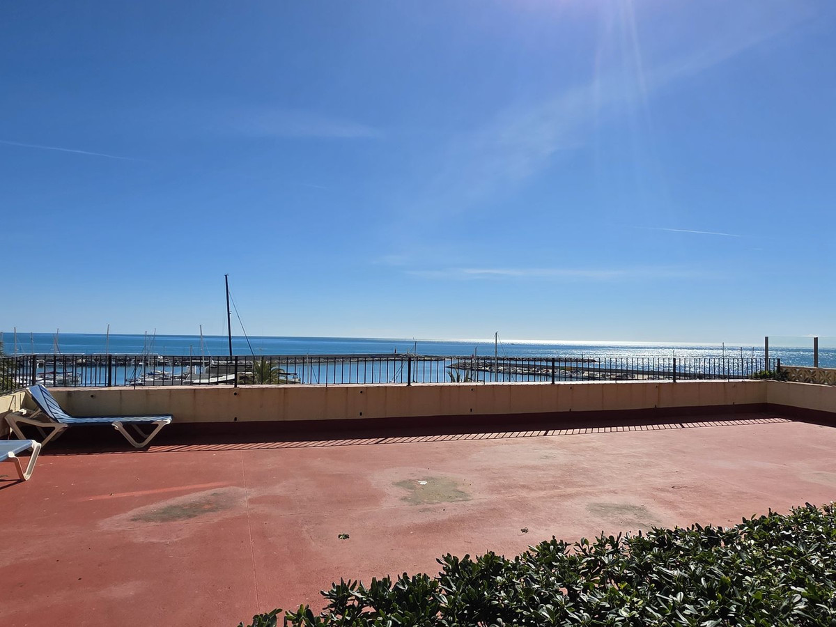 Appartement te koop in Estepona | 2 slaapkamers H5305555