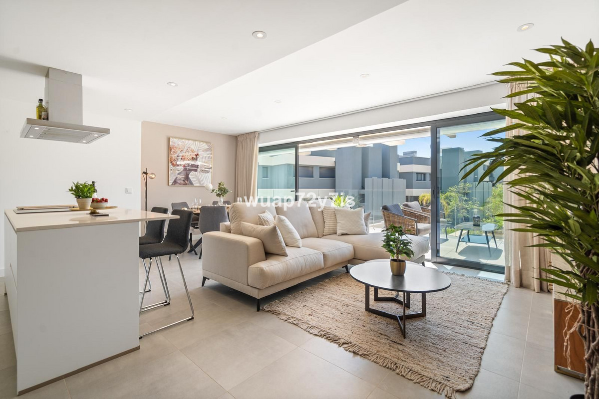 Appartement te koop in Estepona | 3 slaapkamers H5305690