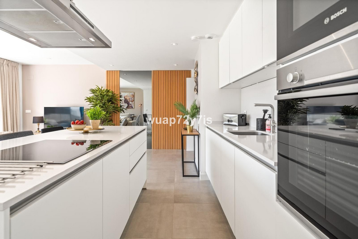 Appartement te koop in Estepona | 3 slaapkamers H5305690