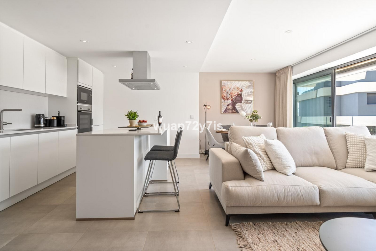 Appartement te koop in Estepona | 3 slaapkamers H5305690