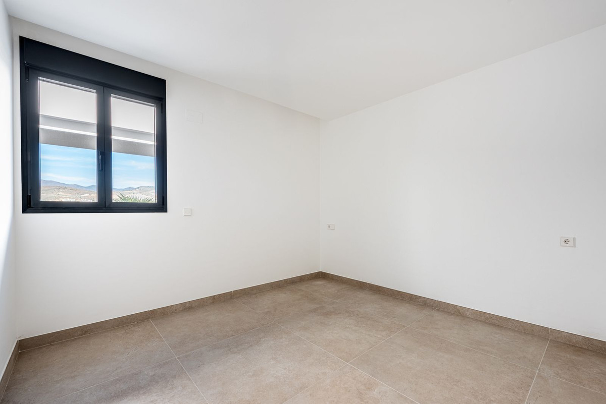 Penthouse te koop in Estepona | 4 slaapkamers H5307904