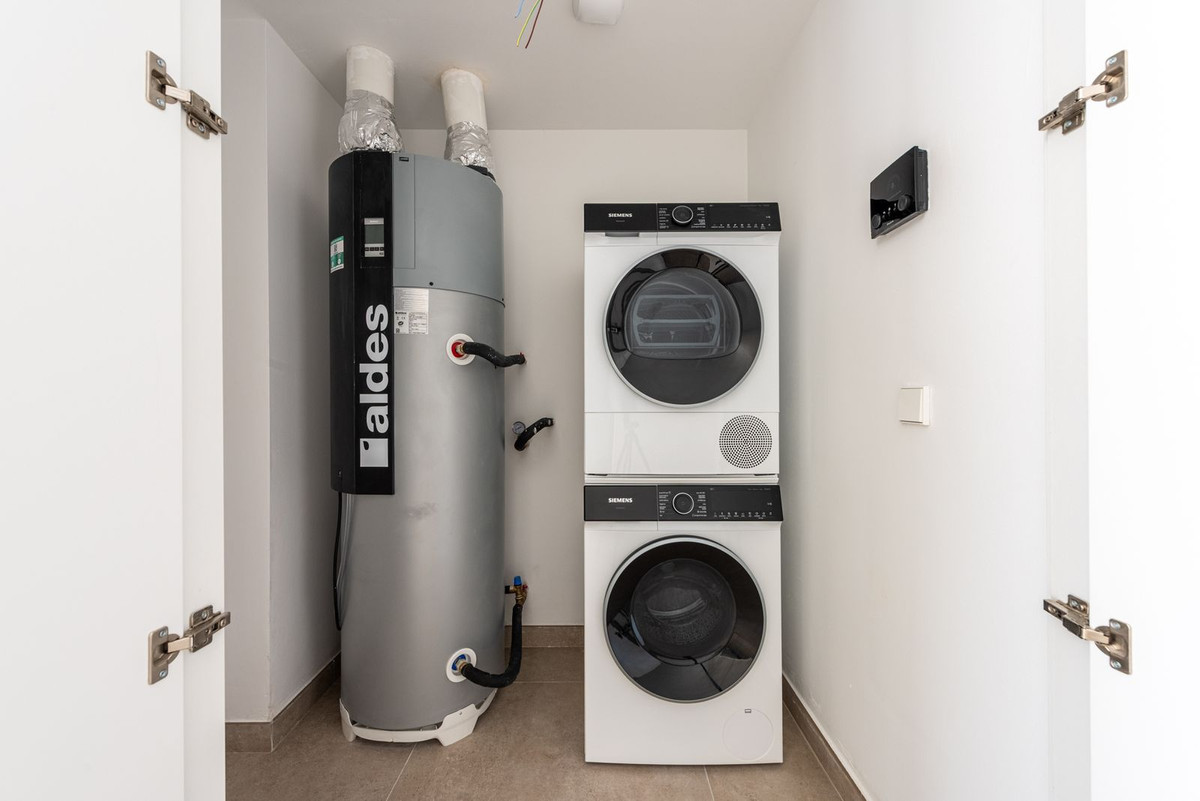 Penthouse te koop in Estepona | 4 slaapkamers H5307904