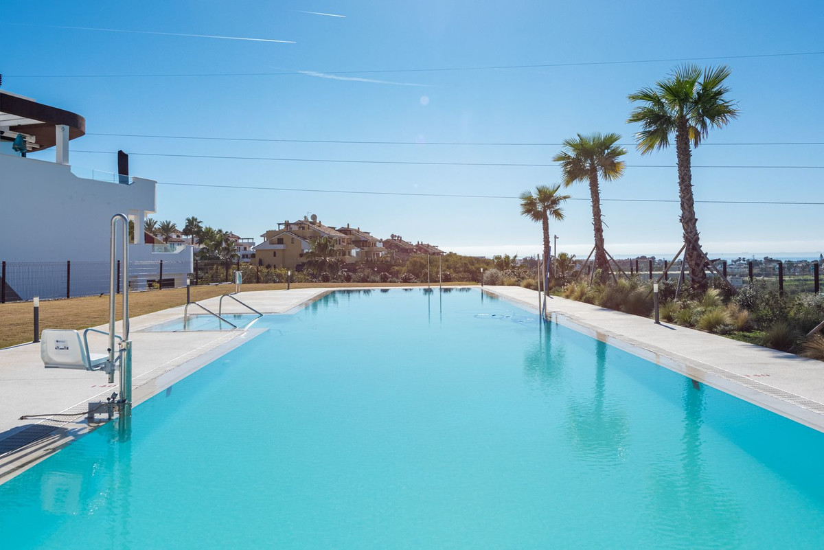 Penthouse te koop in Estepona | 4 slaapkamers H5307904