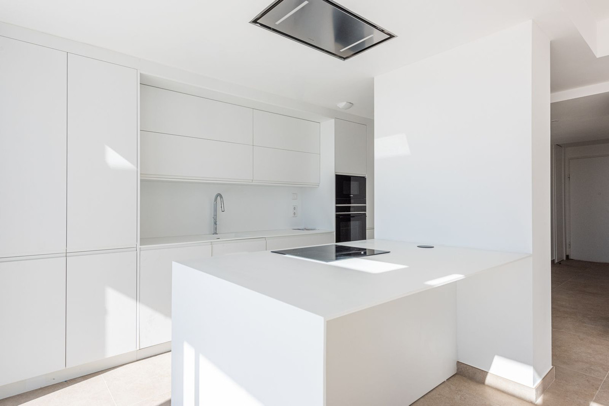 Penthouse te koop in Estepona | 4 slaapkamers H5307904