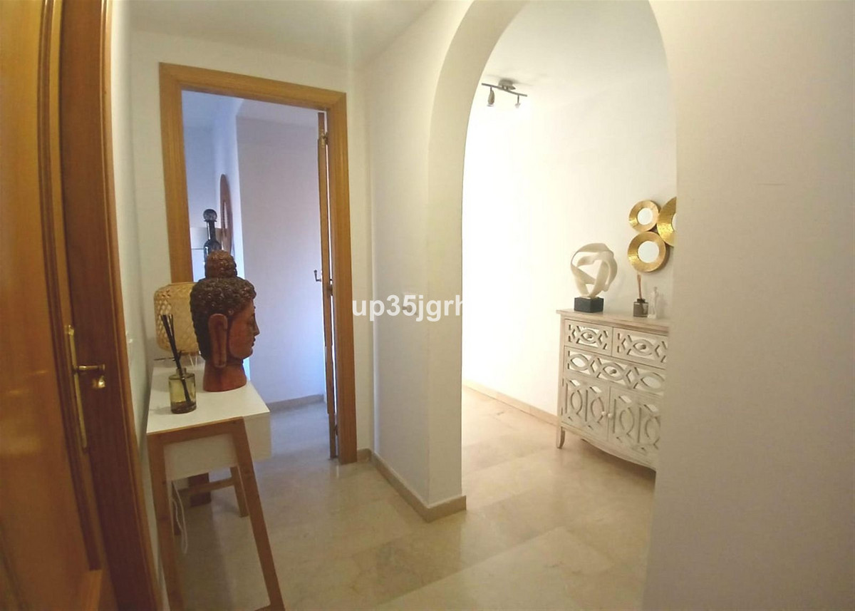Appartement te koop in Estepona | 2 slaapkamers H5307991