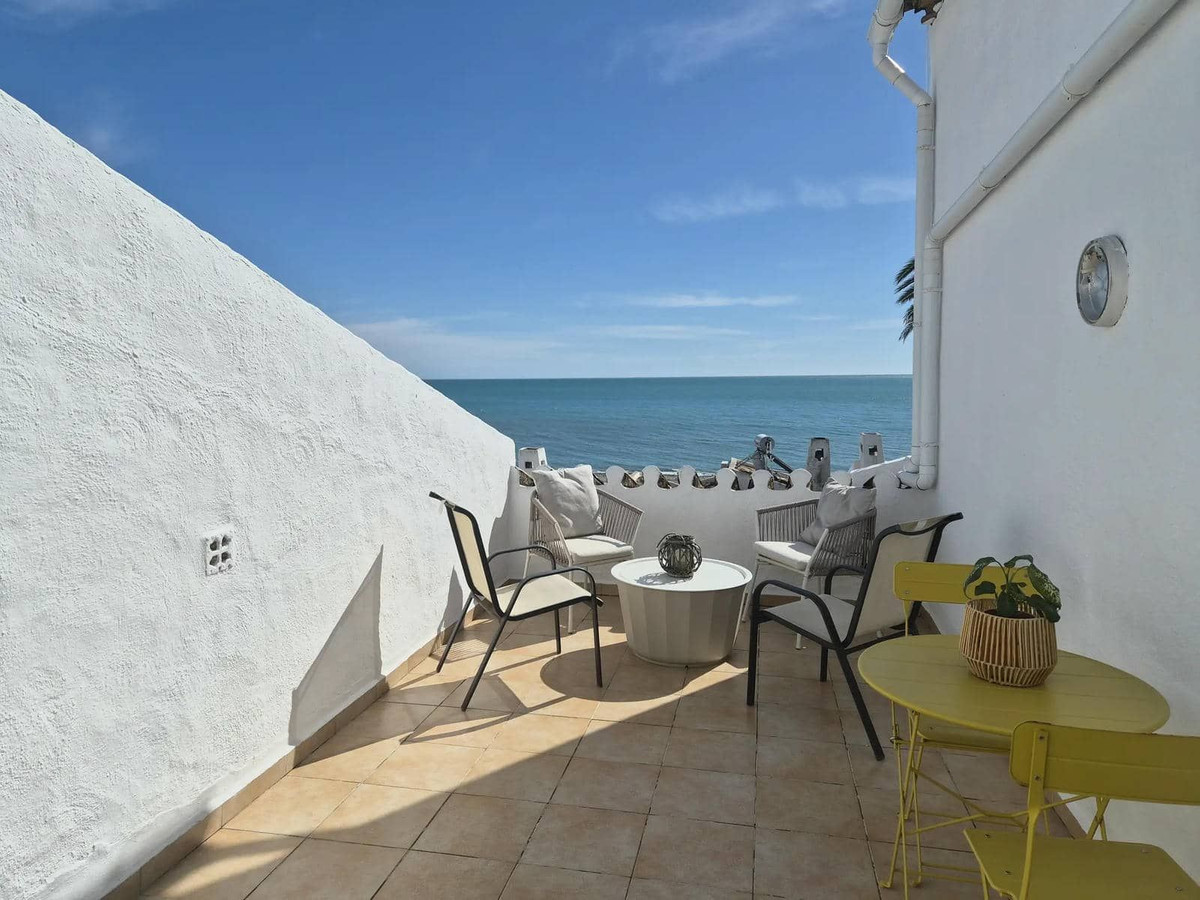 Appartement te koop in Estepona | 1 slaapkamers H5308195