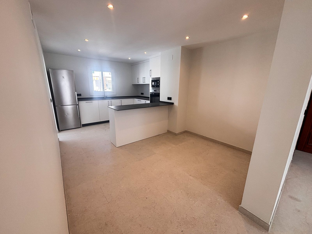 Appartement te koop in Estepona | 3 slaapkamers H5308846