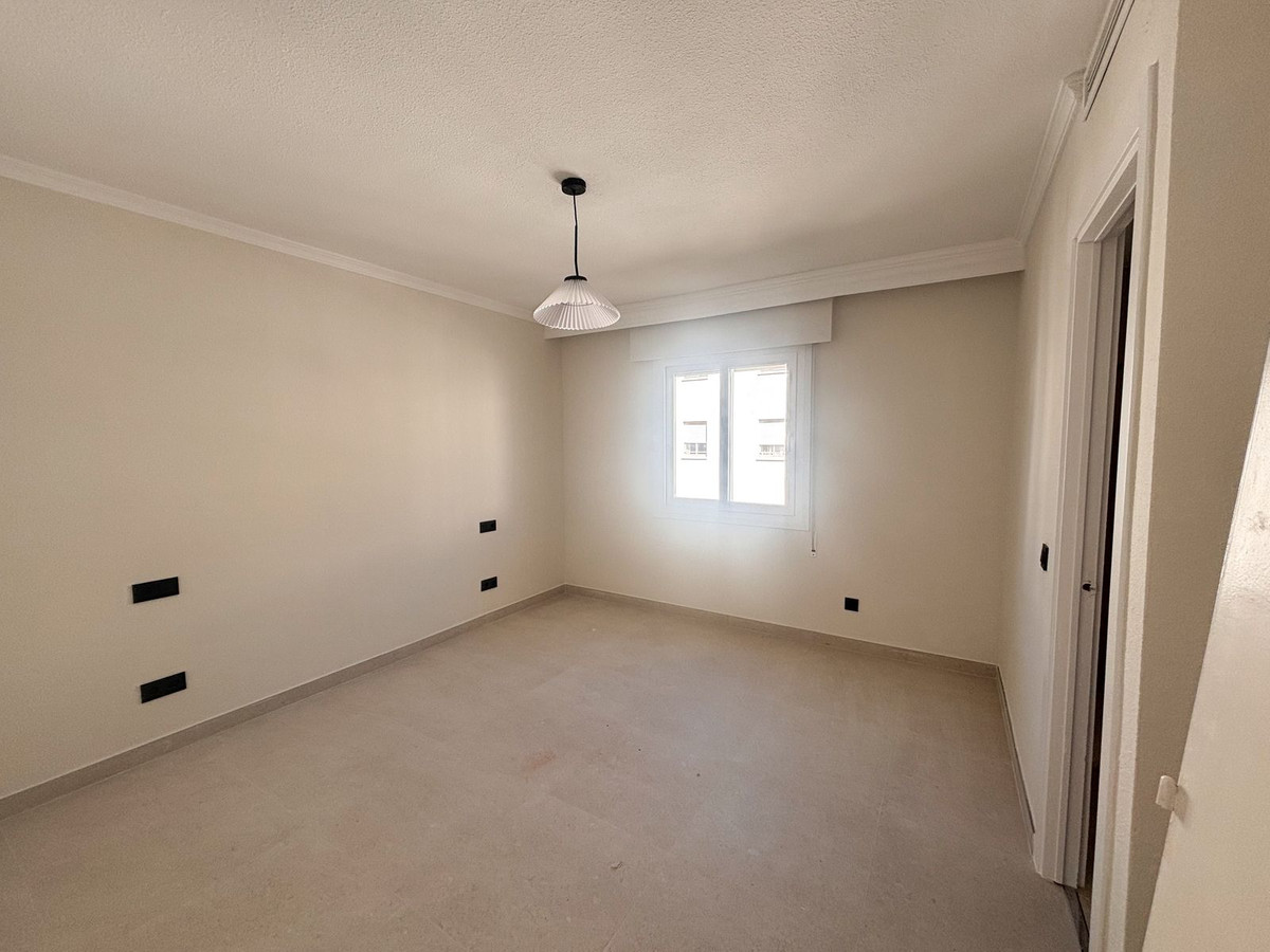 Appartement te koop in Estepona | 3 slaapkamers H5308846