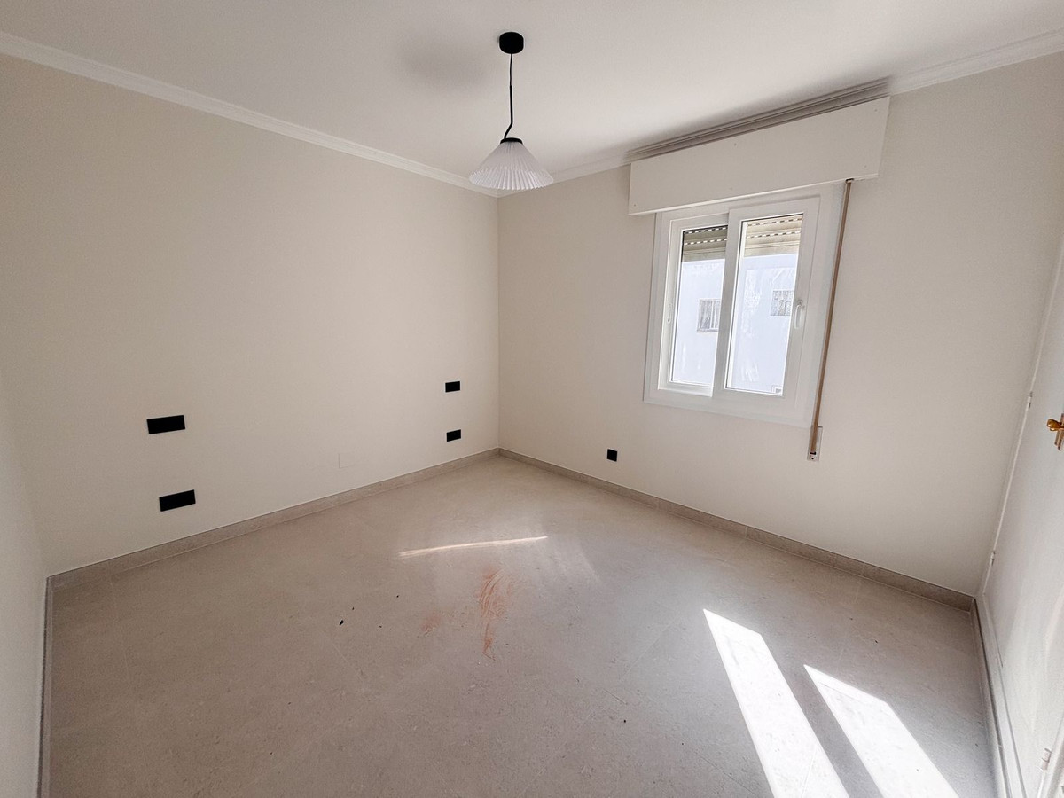 Appartement te koop in Estepona | 3 slaapkamers H5308846