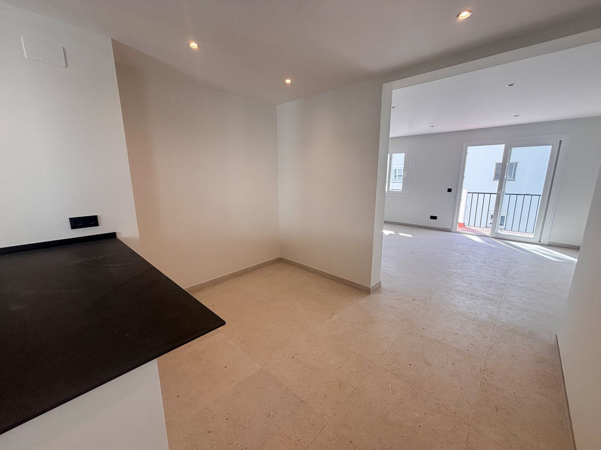 Appartement te koop in Estepona | 3 slaapkamers H5308846