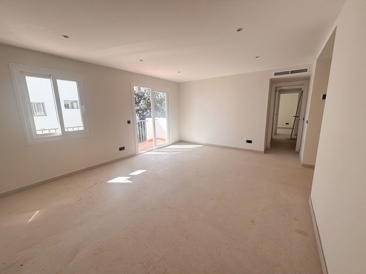 Appartement te koop in Estepona | 3 slaapkamers H5308846