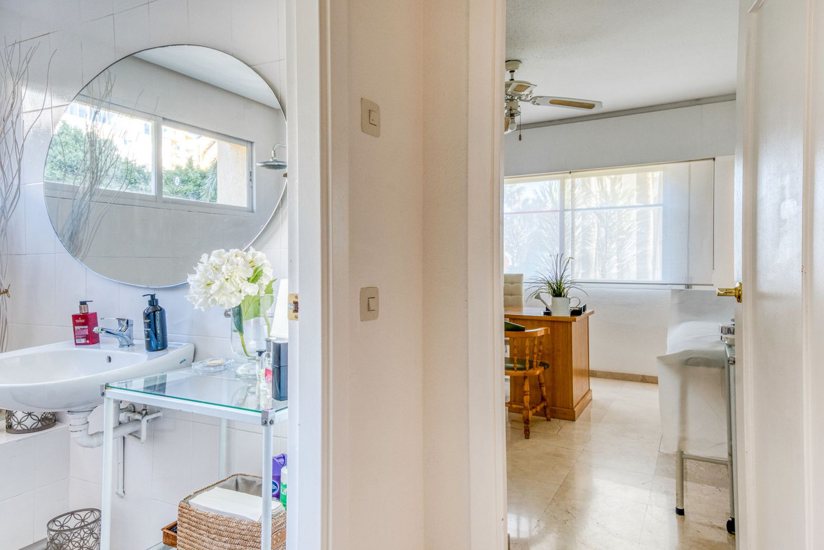 Appartement te koop in Estepona | 2 slaapkamers H5309014