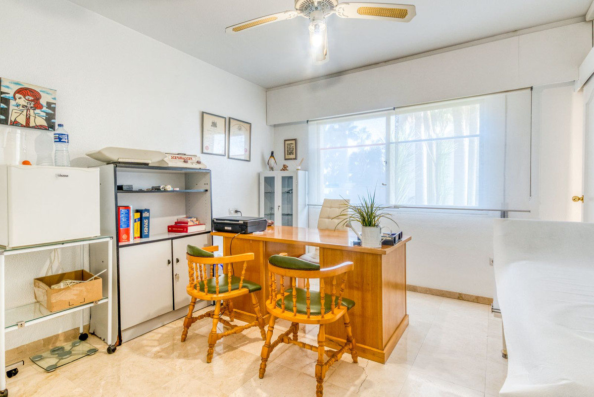 Appartement te koop in Estepona | 2 slaapkamers H5309014