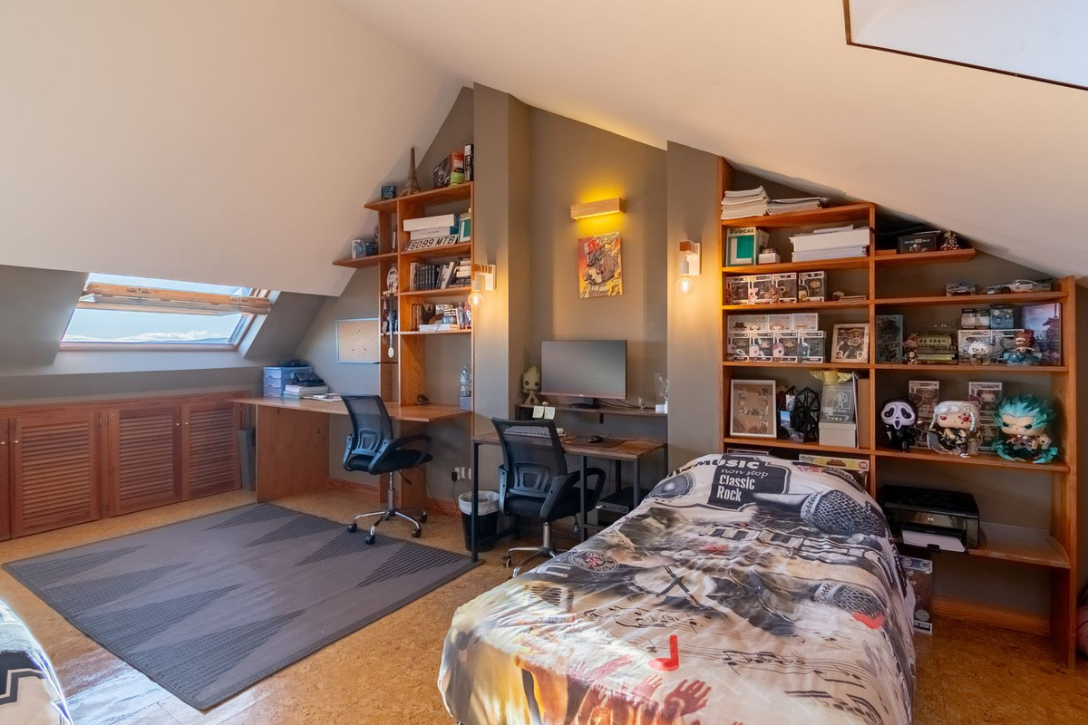 Huis te koop in Estepona | 4 slaapkamers H5309197