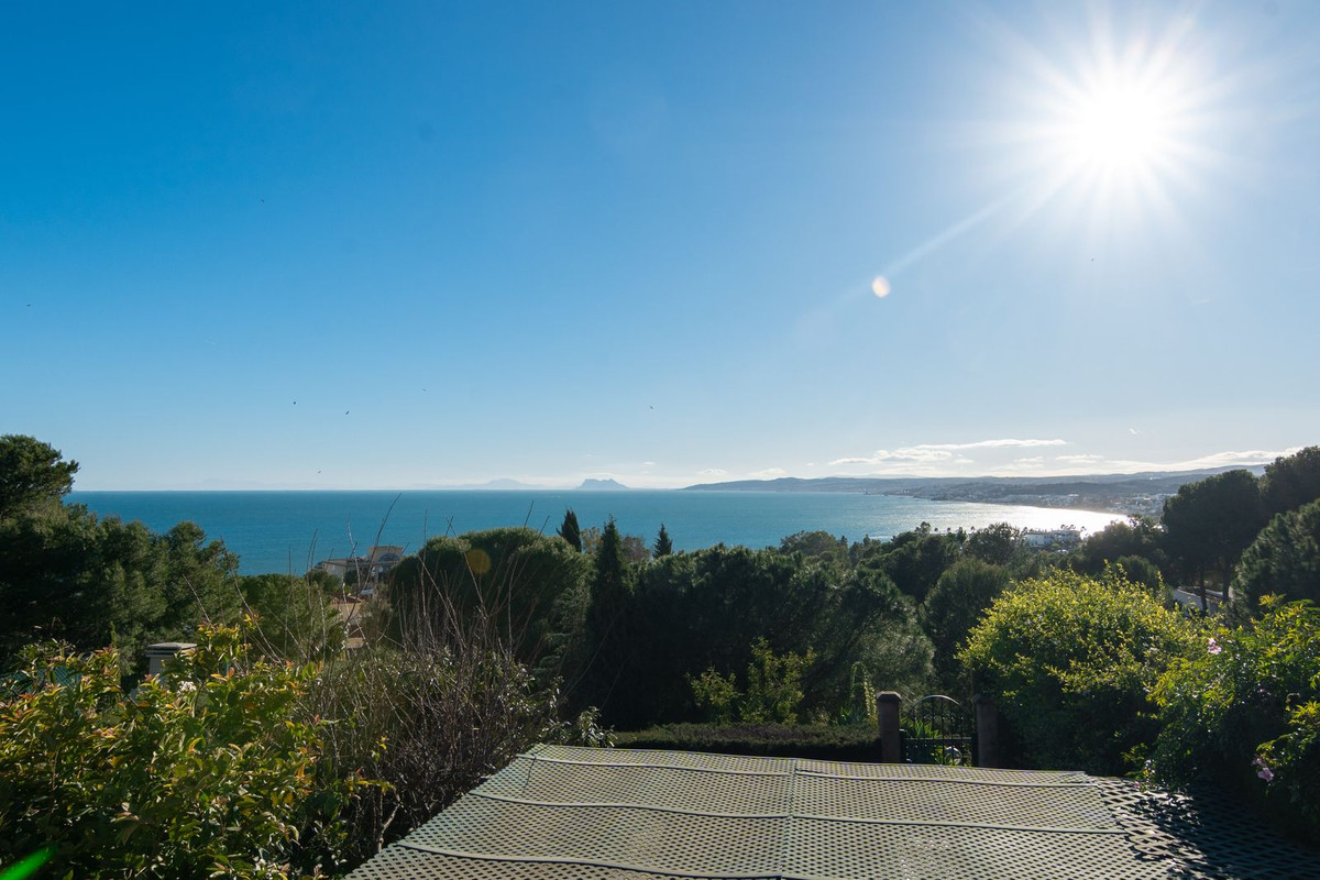 Huis te koop in Estepona | 4 slaapkamers H5309197