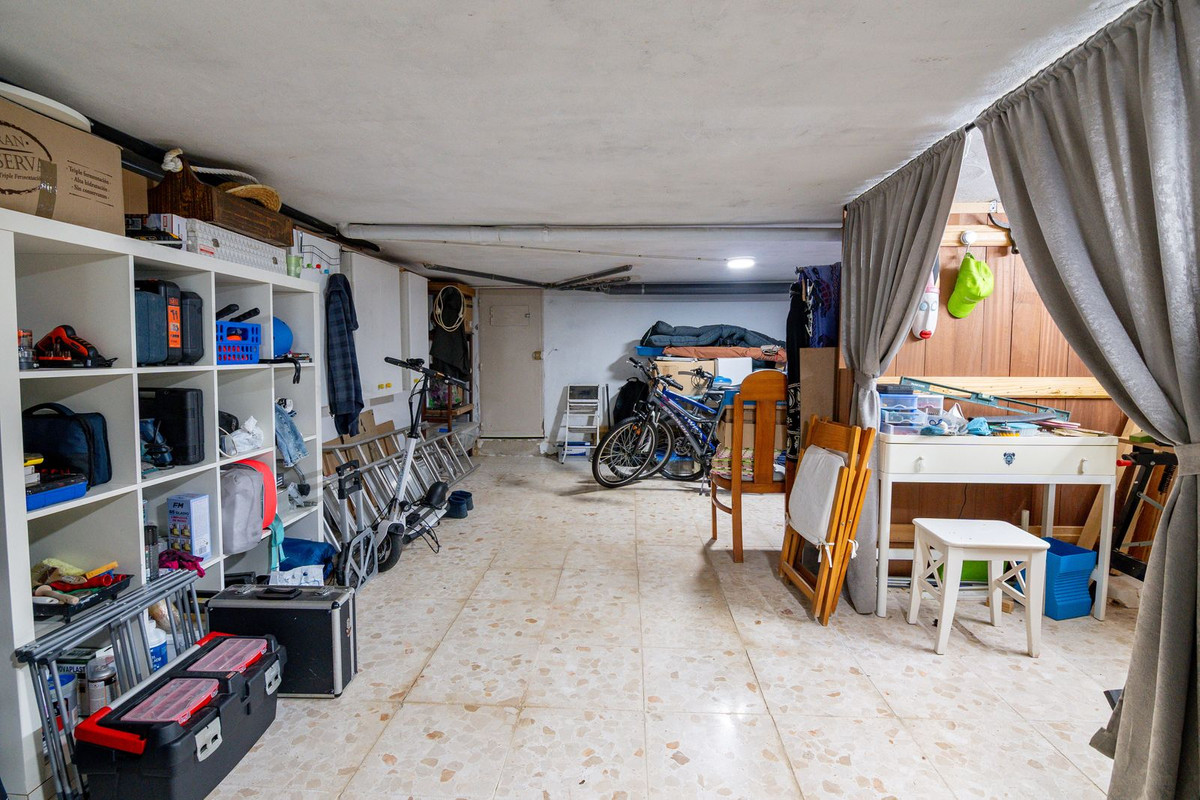 Huis te koop in Estepona | 4 slaapkamers H5309197