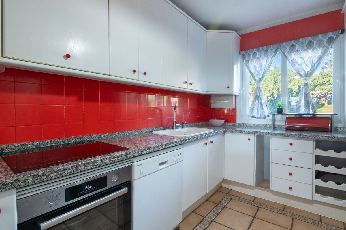 Huis te koop in Estepona | 4 slaapkamers H5309197