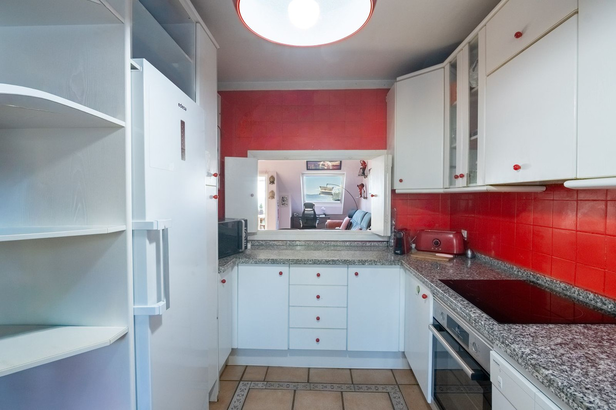 Huis te koop in Estepona | 4 slaapkamers H5309197