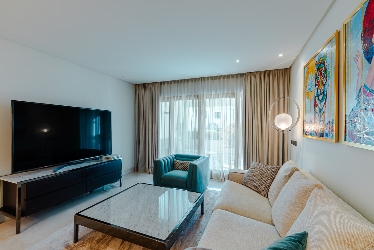 Appartement te koop in Estepona | 3 slaapkamers H5309560