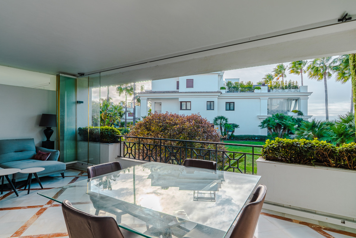 Appartement te koop in Estepona | 3 slaapkamers H5309560