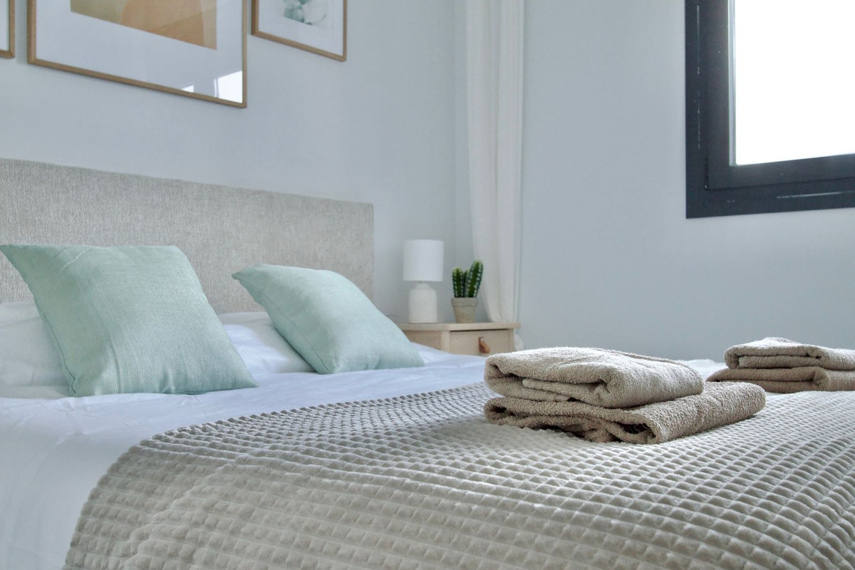 Appartement te koop in Estepona | 3 slaapkamers H5309836