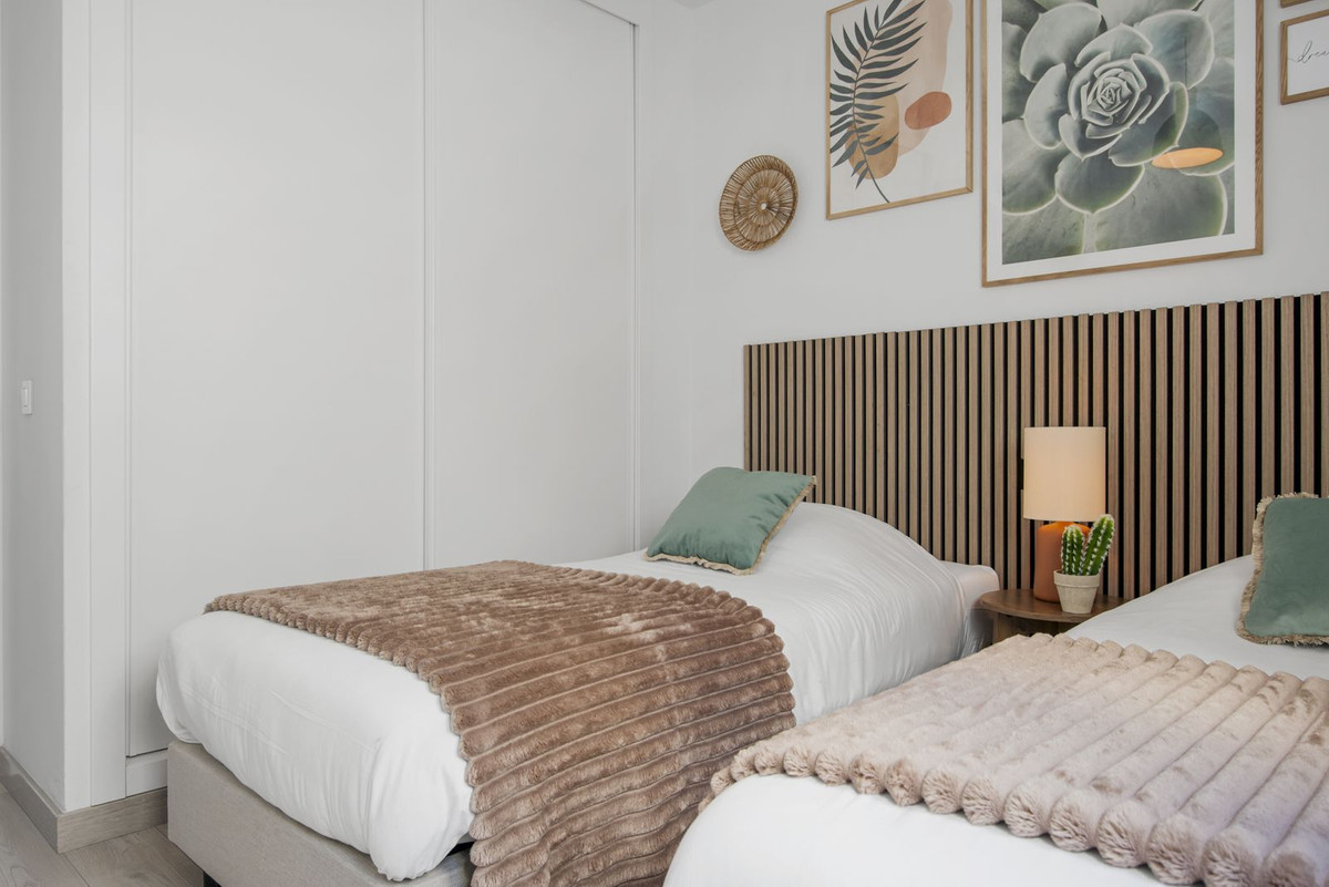 Appartement te koop in Estepona | 3 slaapkamers H5309836