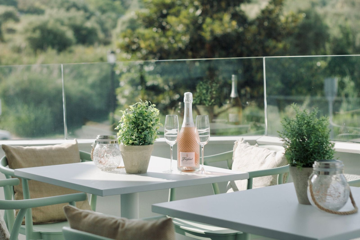 Appartement te koop in Estepona | 3 slaapkamers H5309836