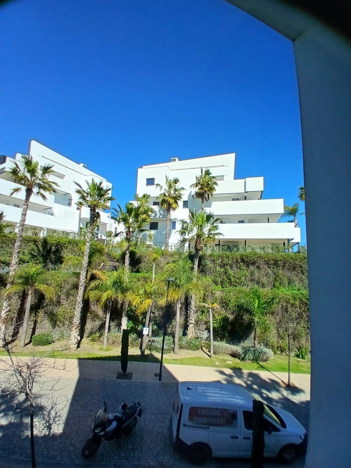 Appartement te koop in Estepona | 2 slaapkamers H5310025