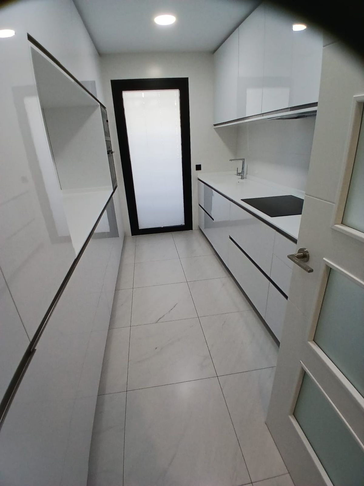 Appartement te koop in Estepona | 2 slaapkamers H5310025