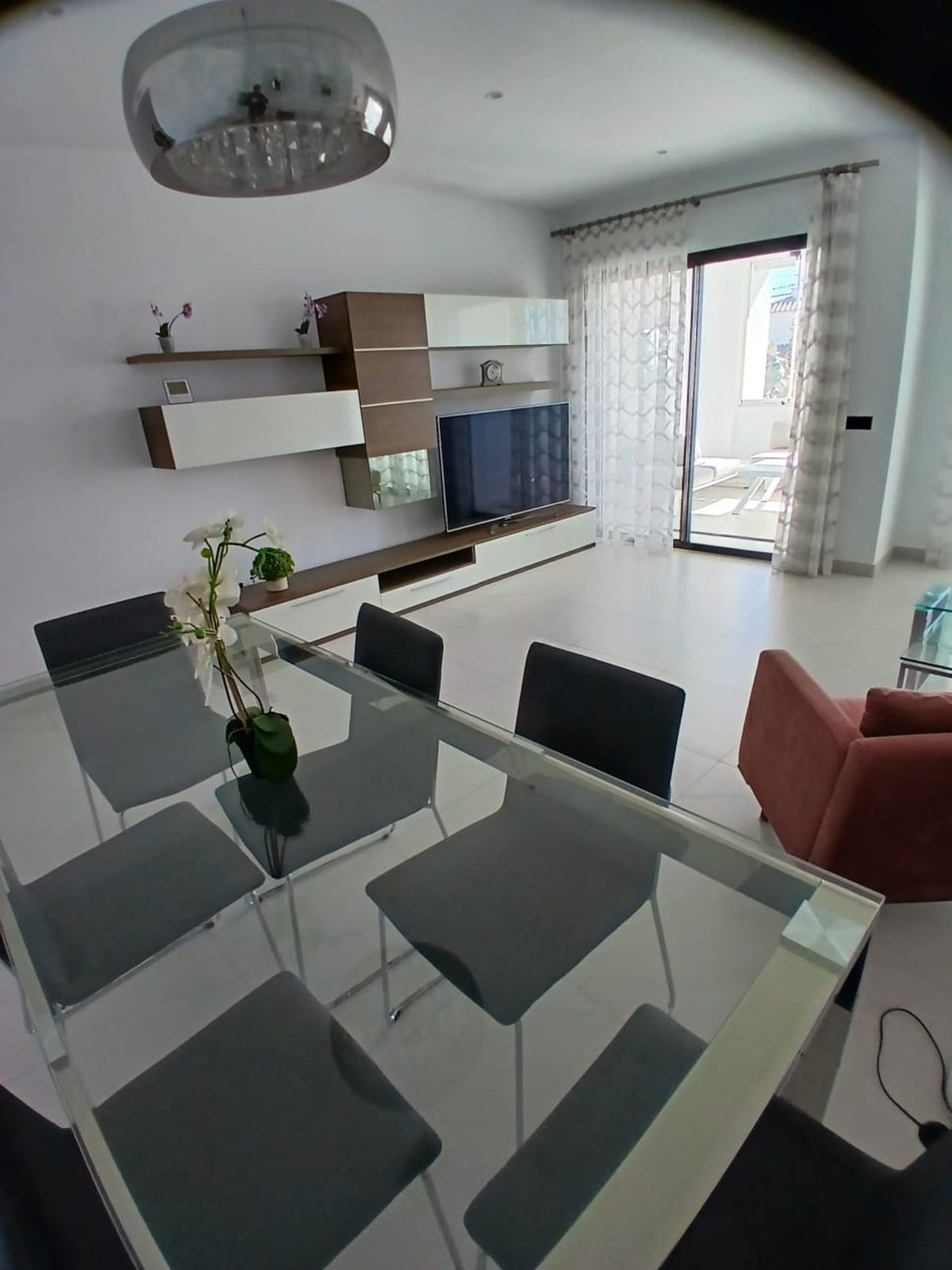 Appartement te koop in Estepona | 2 slaapkamers H5310025