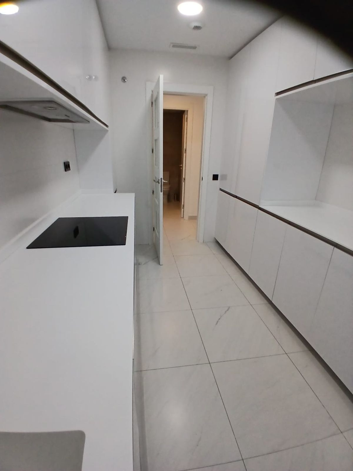 Appartement te koop in Estepona | 2 slaapkamers H5310025