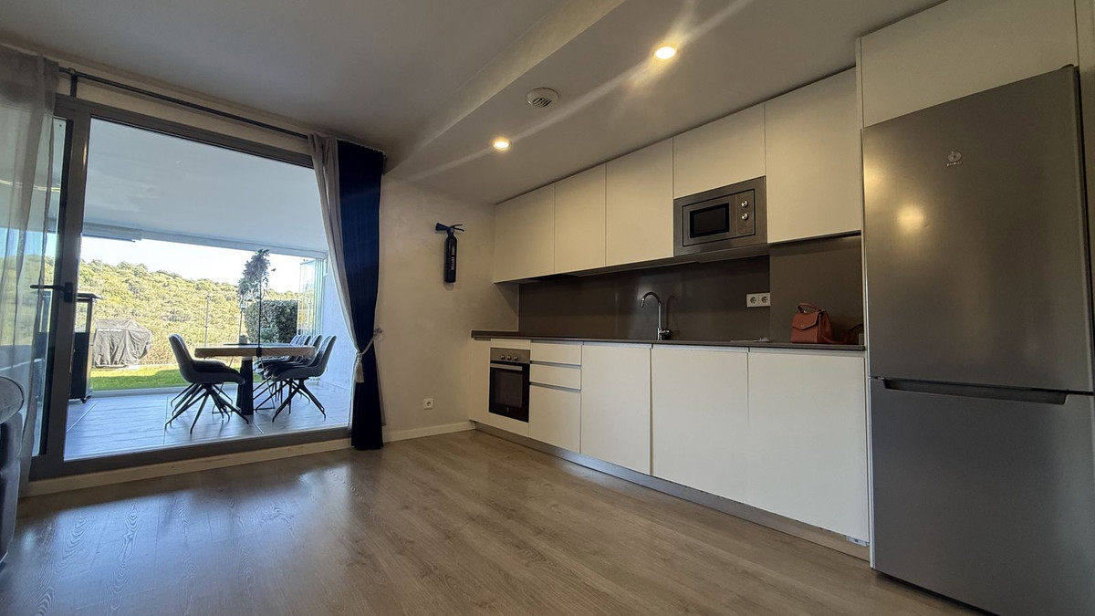 Appartement te koop in Estepona | 2 slaapkamers H5310859